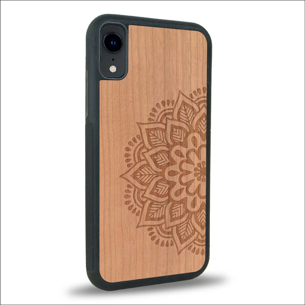 Coque iPhone XR - Le Mandala Sanskrit - Coque en bois