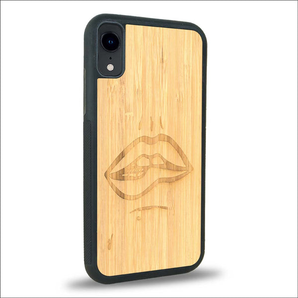 Coque iPhone XR - The Kiss - Coque en bois