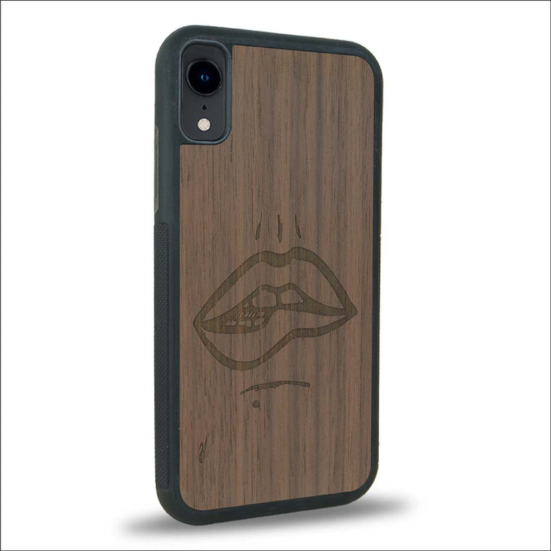 Coque iPhone XR - The Kiss - Coque en bois