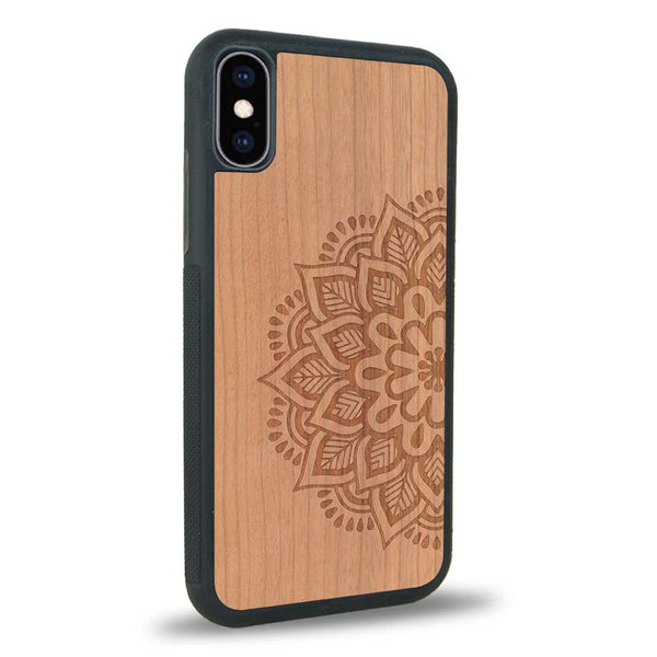 Coque iPhone XS - Le Mandala Sanskrit - Coque en bois