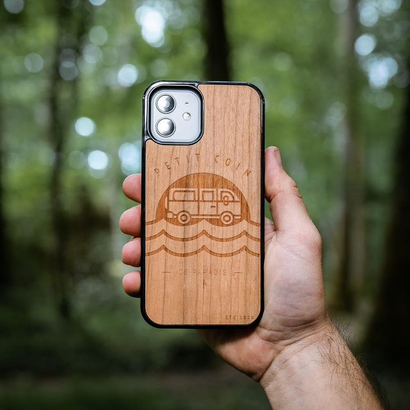 Coque MagSafe - Le Petit Coin de Paradis - Coque en bois