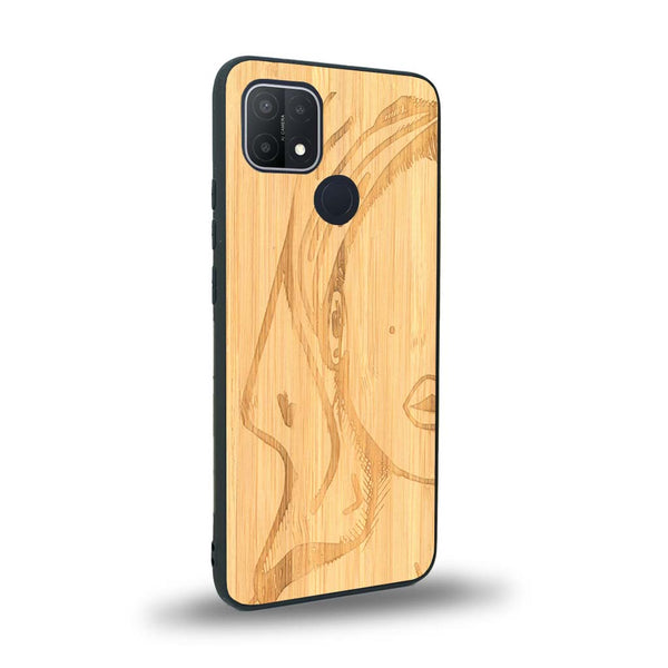 Coque de protection en bois véritable fabriquée en France pour Oppo A15 représentant une silhouette féminine épurée de type line art en collaboration avec l'artiste Maud Dabs