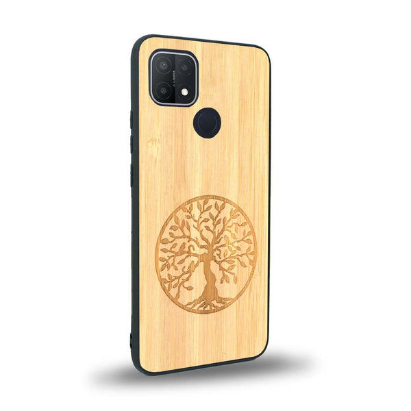Coque de protection en bois véritable fabriquée en France pour Oppo A15 sur le thème de la spiritualité et du yoga avec une gravure zen représentant un arbre de vie