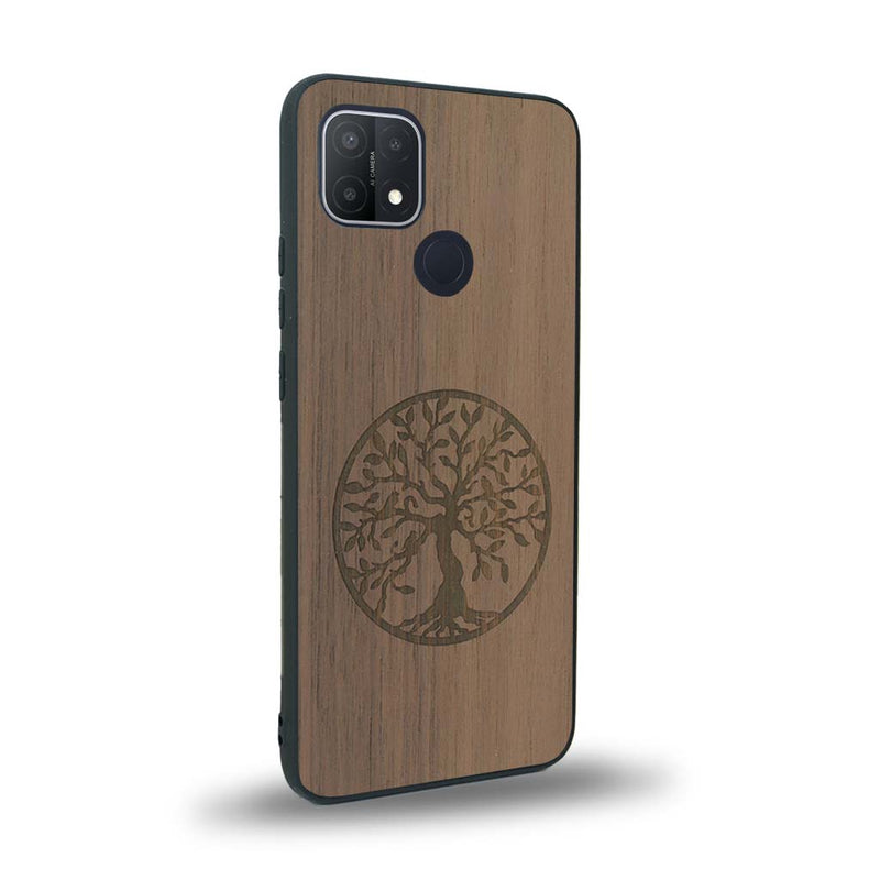 Coque de protection en bois véritable fabriquée en France pour Oppo A15 sur le thème de la spiritualité et du yoga avec une gravure zen représentant un arbre de vie