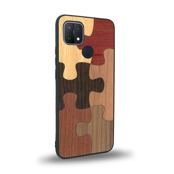 Coque de protection en bois véritable fabriquée en France pour Oppo A15 représentant un puzzle en six pièces qui allie du chêne fumé, du noyer, du bambou, du padouk, du merisier et de l'acajou