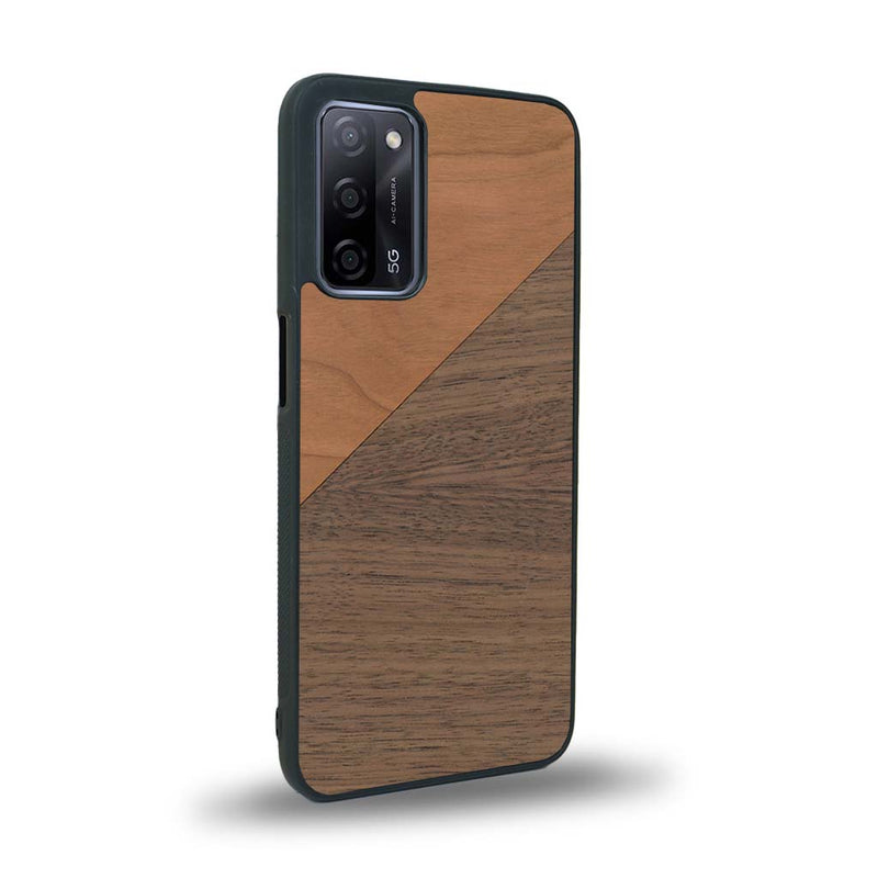 Coque de protection en bois véritable fabriquée en France pour Oppo A55 5G alliant du merisier et du noyer formant chacun un triangle avec une jointure en diagonale sur le thème de l'art abstrait