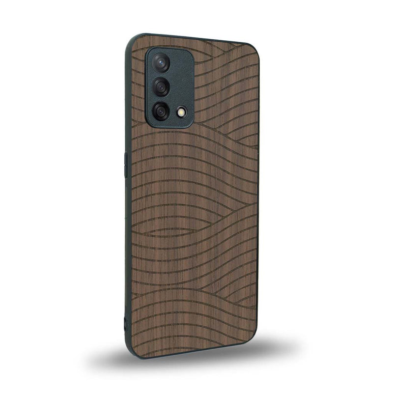 Coque de protection en bois véritable fabriquée en France pour Oppo A74 4G avec un motif moderne et minimaliste sur le thème waves et wavy représentant les vagues de l'océan