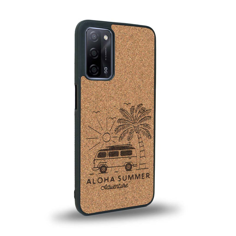 Coque de protection en bois véritable fabriquée en France pour Oppo A93 sur le thème de la plage, de l'été et vanlife.
