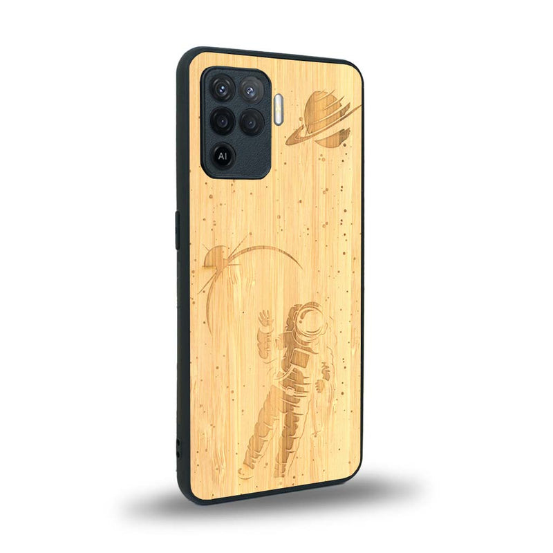 Coque de protection en bois véritable fabriquée en France pour Oppo A94 sur le thème des astronautes