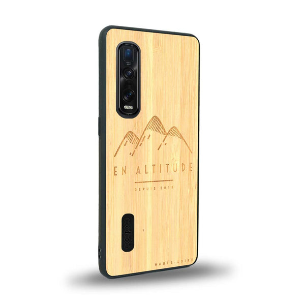 Coque de protection en bois véritable fabriquée en France pour Oppo Find X2 Pro représentant des montagnes, sur le thème de la randonnée en pleine nature et du trail