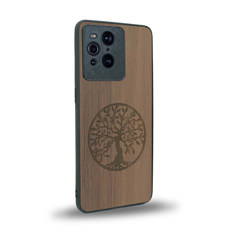 Coque de protection en bois véritable fabriquée en France pour Oppo Find X3 Pro sur le thème de la spiritualité et du yoga avec une gravure zen représentant un arbre de vie