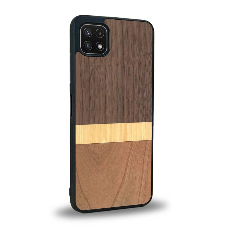 Coque de protection en bois véritable fabriquée en France pour Samsung A22 5G alliant des bandes horizontales de bambou, merisier et noyer