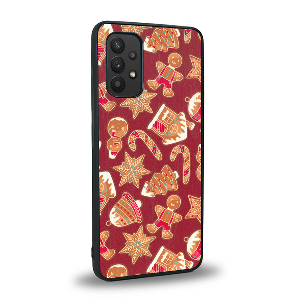Coque de protection en bois véritable fabriquée en France pour Samsung A32 4G sur le thème de noël et de l'hiver avec un motif représentant un bonhomme de pain d'épice