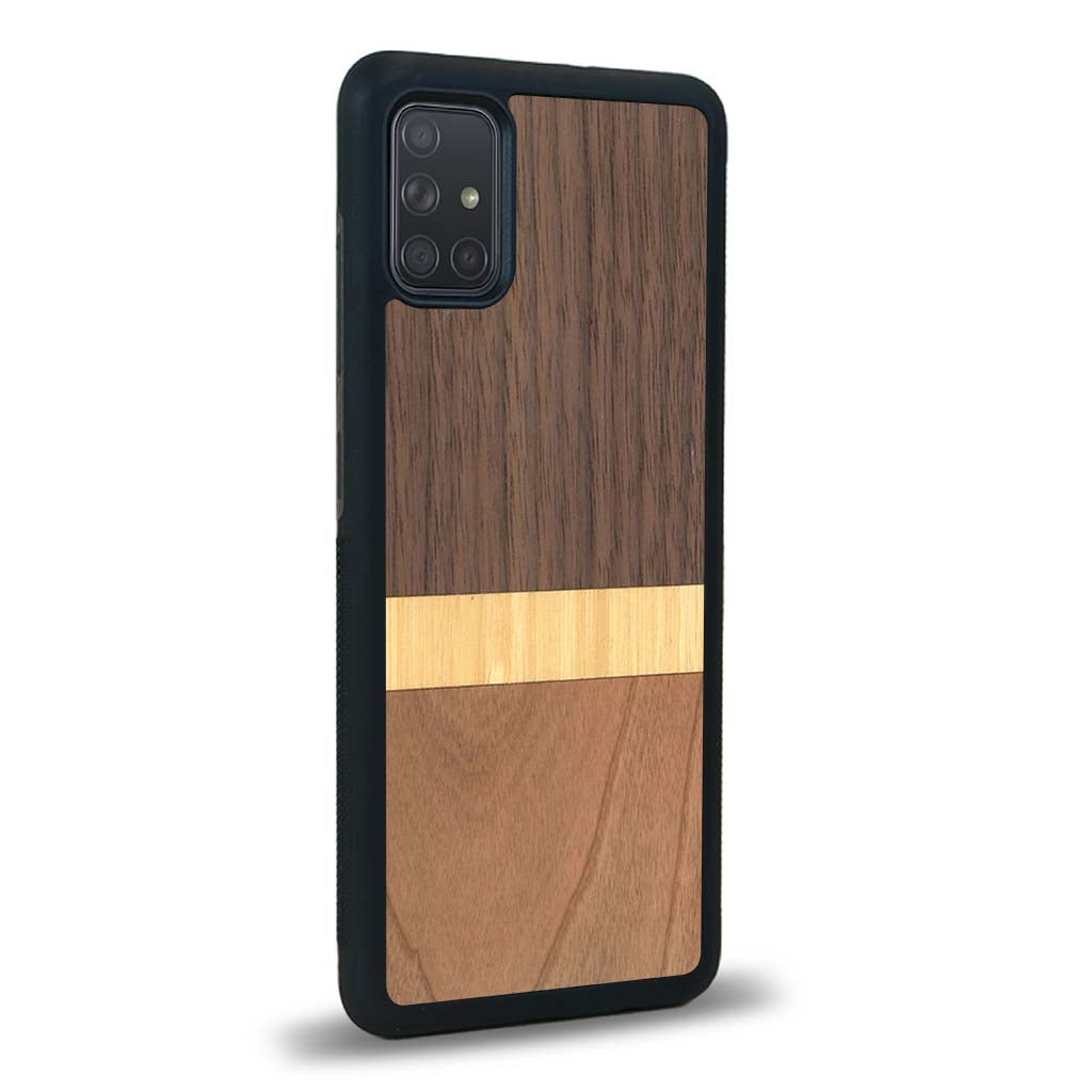 Coque de protection en bois véritable fabriquée en France pour Samsung A51 alliant des bandes horizontales de bambou, merisier et noyer