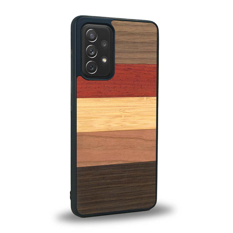 Coque de protection en bois véritable fabriquée en France pour Samsung A52 alliant des bandes horizontales de bambou, merisier, padouk, noyer et chêne fumé