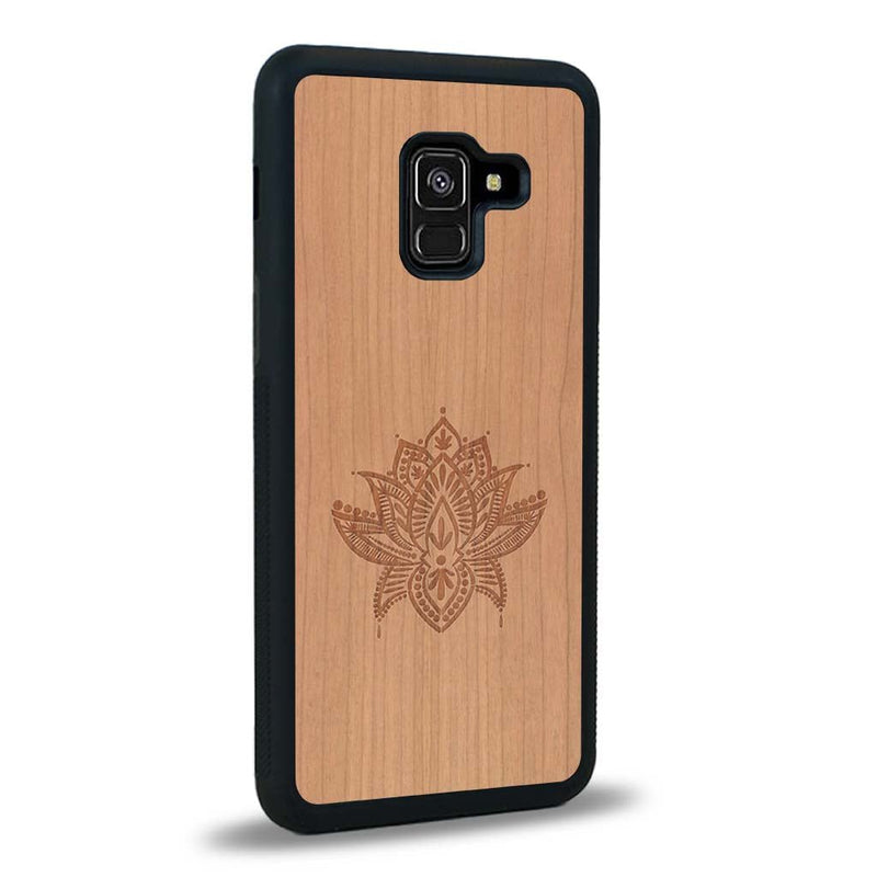 Coque Samsung A8 2018 - Le Lotus - Coque en bois