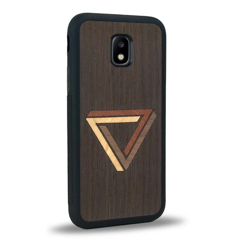 Coque de protection en bois véritable fabriquée en France pour Samsung J3 2017 sur le thème de l'art géométrique qui allie du chêne fumé, du noyer, du bambou et du padouk représentant le triangle de penrose