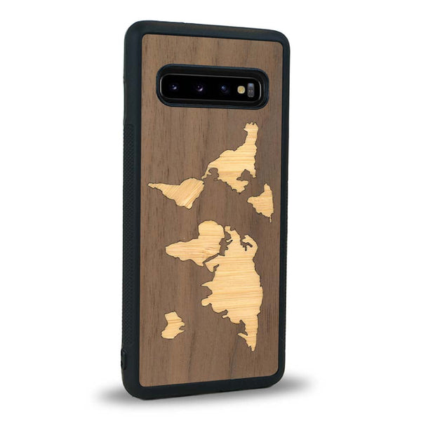 Coque de protection en bois véritable fabriquée en France pour Samsung Note 8 alliant du bambou et du noyer sur le thème du voyage et de l'aventure représentant une mappemonde