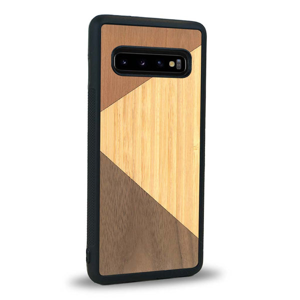 Coque de protection en bois véritable fabriquée en France pour Samsung Note 8 alliant du merisier, du noyer et du bambou formant chacun deux triangles et un trapèze avec deux jointures en diagonale sur le thème de l'art abstrait