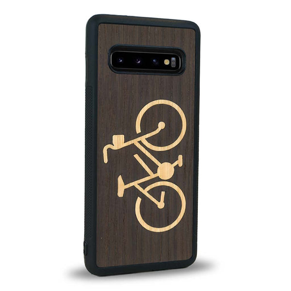 Coque de protection en bois véritable fabriquée en France pour Samsung Note 8 sur le theme du vélo et de l'outdoor qui allie du bambou et du chêne fumé représentant un vélo