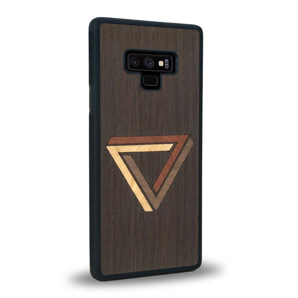 Coque de protection en bois véritable fabriquée en France pour Samsung Note 9 sur le thème de l'art géométrique qui allie du chêne fumé, du noyer, du bambou et du padouk représentant le triangle de penrose