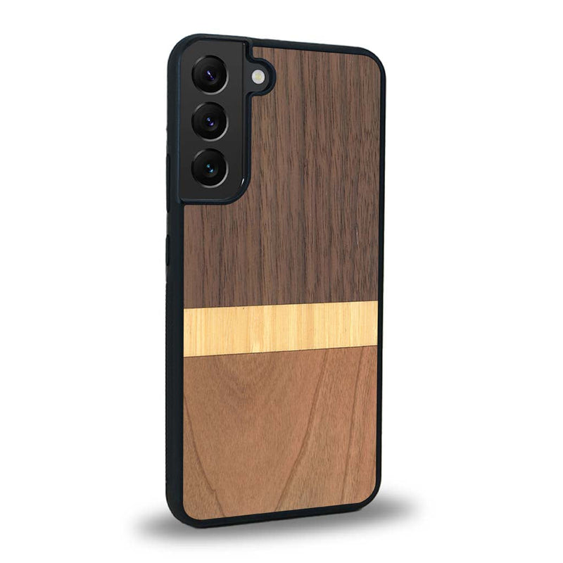 Coque de protection en bois véritable fabriquée en France pour Samsung S23FE alliant des bandes horizontales de bambou, merisier et noyer