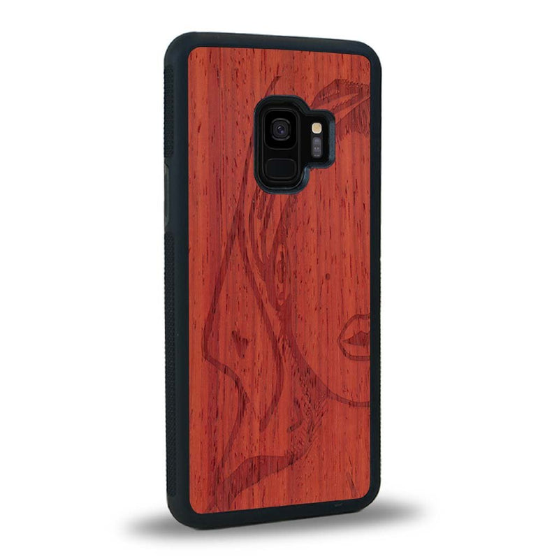 Coque Samsung S9+ - Au féminin - Coque en bois