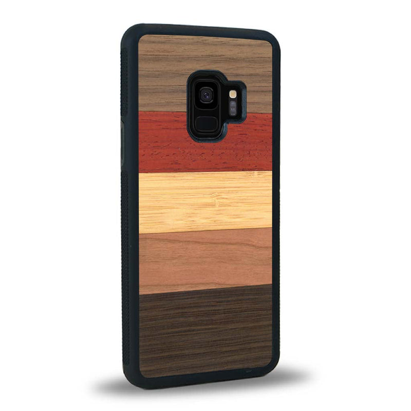 Coque de protection en bois véritable fabriquée en France pour Samsung S9 alliant des bandes horizontales de bambou, merisier, padouk, noyer et chêne fumé