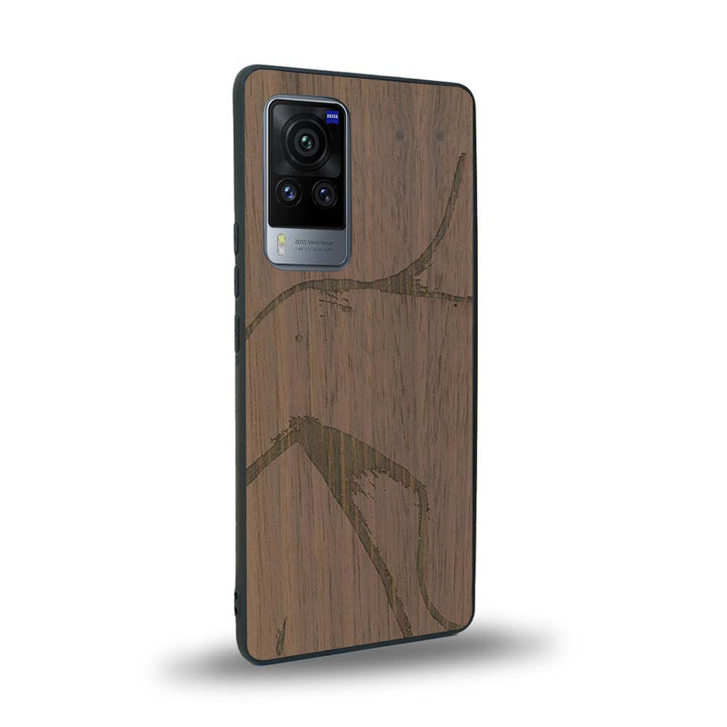 Coque de protection en bois véritable fabriquée en France pour Vivo X60 représentant une silhouette féminine dessinée à la main par l'artiste Maud Dabs