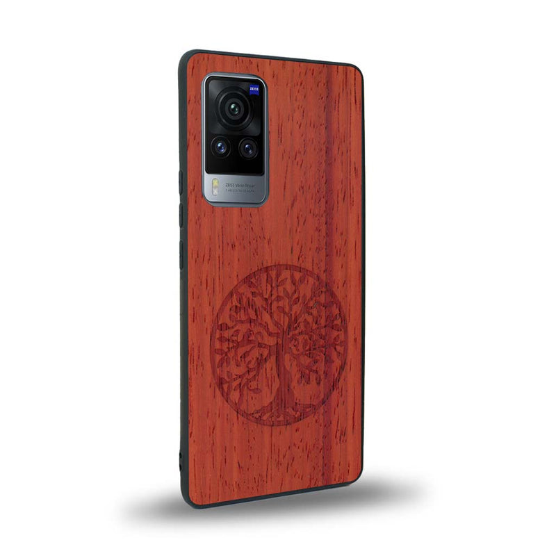 Coque de protection en bois véritable fabriquée en France pour Vivo X60 sur le thème de la spiritualité et du yoga avec une gravure zen représentant un arbre de vie