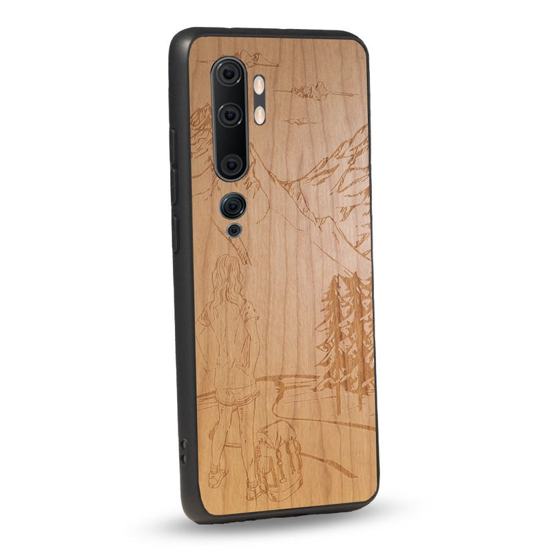 Coque Xiaomi - L'Exploratrice - Coque en bois