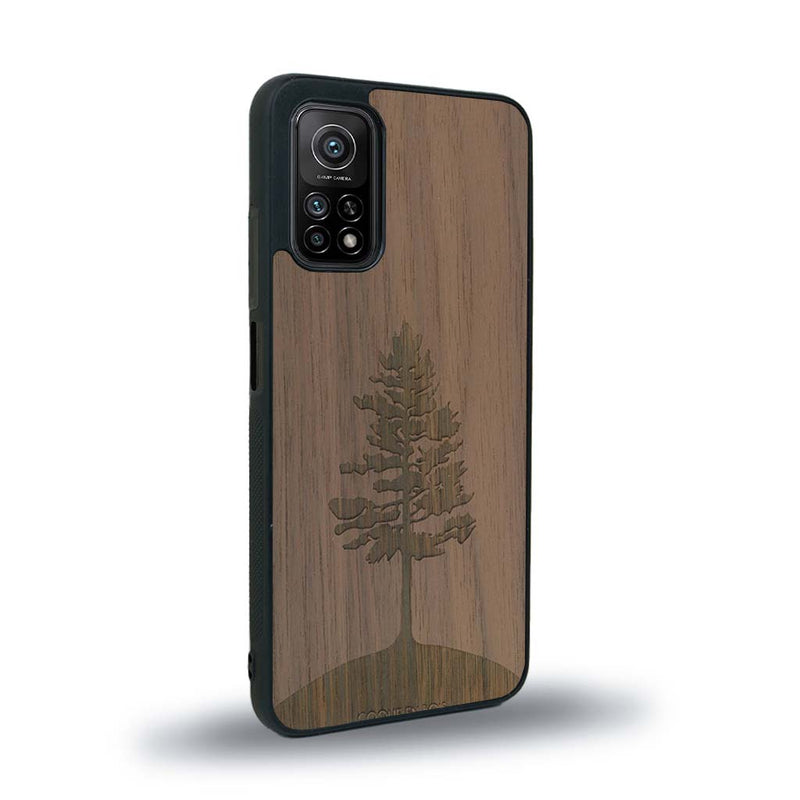 Coque de protection en bois véritable fabriquée en France pour Xiaomi Mi 10 Lite sur le thème de la nature, de la fôret et de l'écoresponsabilité avec une gravure représentant un arbre 