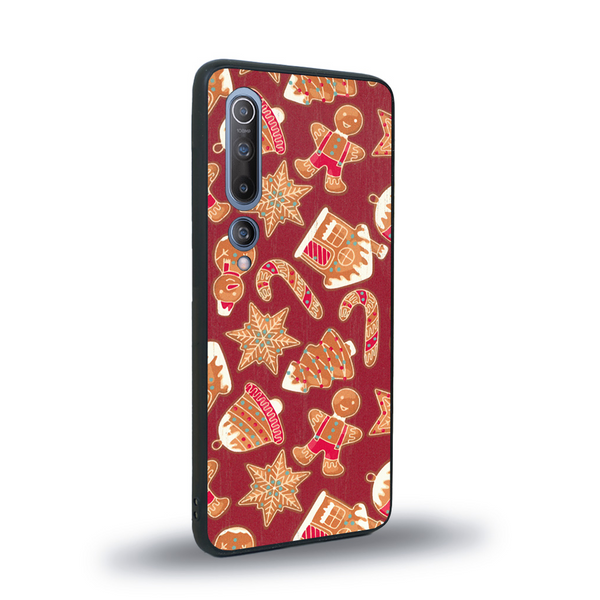Coque de protection en bois véritable fabriquée en France pour Xiaomi Mi 10 sur le thème de noël et de l'hiver avec un motif représentant un bonhomme de pain d'épice