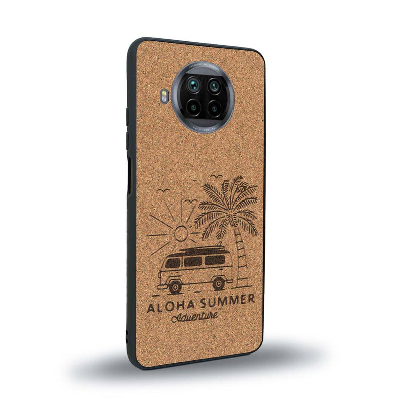 Coque de protection en bois véritable fabriquée en France pour Xiaomi Mi 10T Lite sur le thème de la plage, de l'été et vanlife.