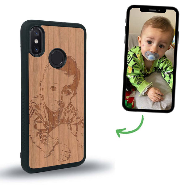 Coque de protection en bois véritable fabriquée en France pour Xiaomi Mi 8 avec gravure personnalisée à partir d'une photo, d'une image, d'un logo, des initials ou d'une phrase