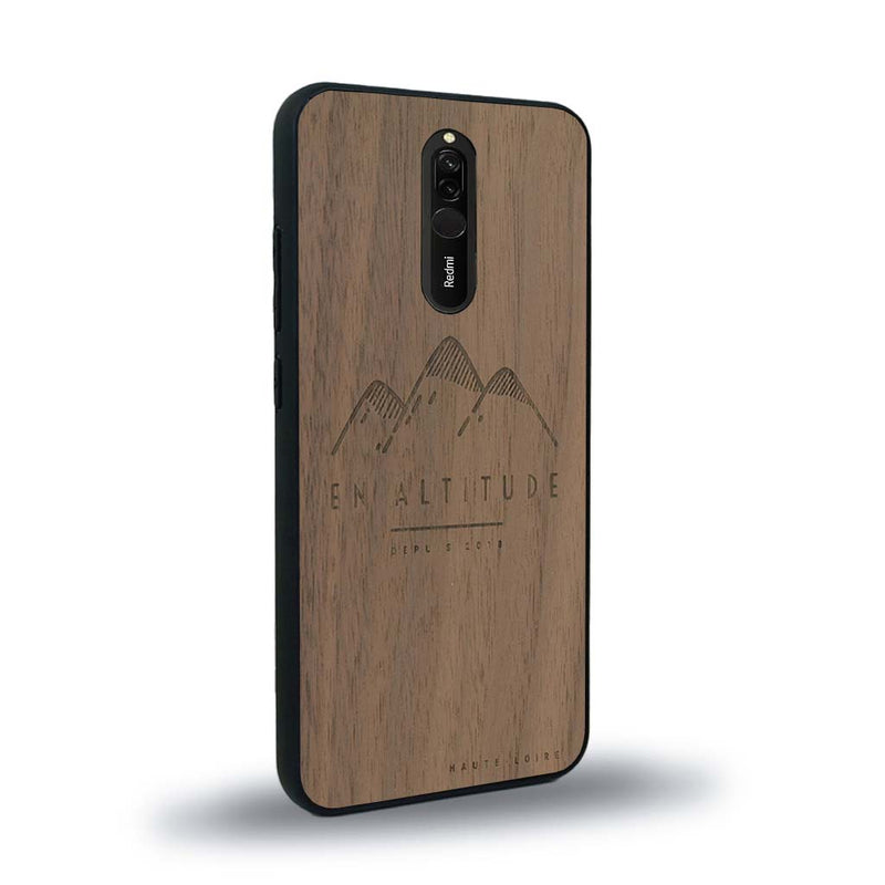 Coque de protection en bois véritable fabriquée en France pour Xiaomi Mi 9T représentant des montagnes, sur le thème de la randonnée en pleine nature et du trail