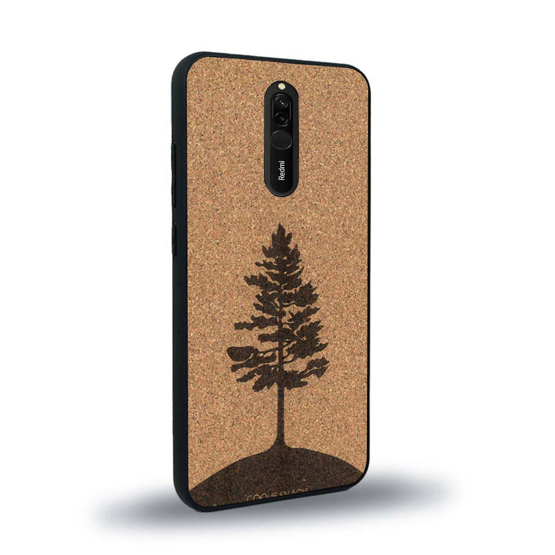 Coque de protection en bois véritable fabriquée en France pour Xiaomi Mi 9T sur le thème de la nature, de la fôret et de l'écoresponsabilité avec une gravure représentant un arbre 