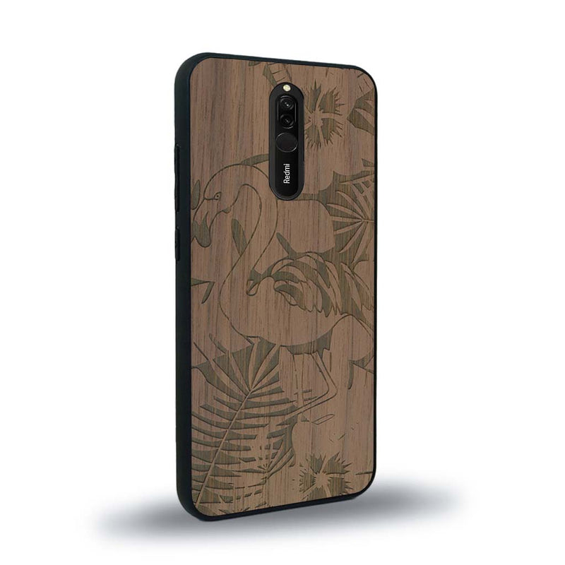 Coque de protection en bois véritable fabriquée en France pour Xiaomi Mi 9T sur le thème de la nature et des animaux représentant un flamant rose entre des fougères