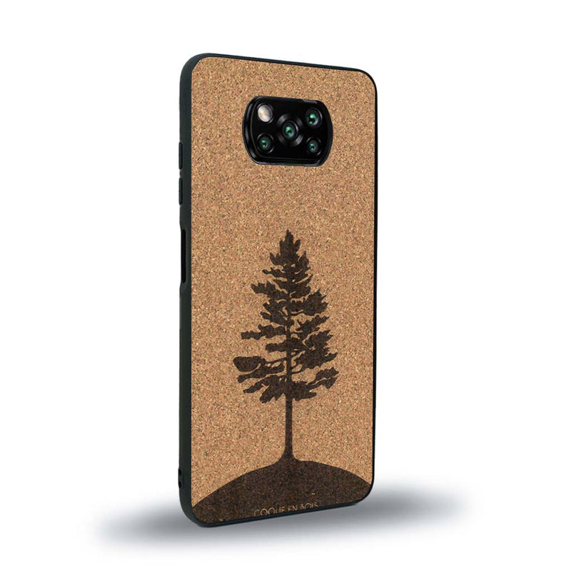 Coque de protection en bois véritable fabriquée en France pour Xiaomi Poco X3 Nfc sur le thème de la nature, de la fôret et de l'écoresponsabilité avec une gravure représentant un arbre 