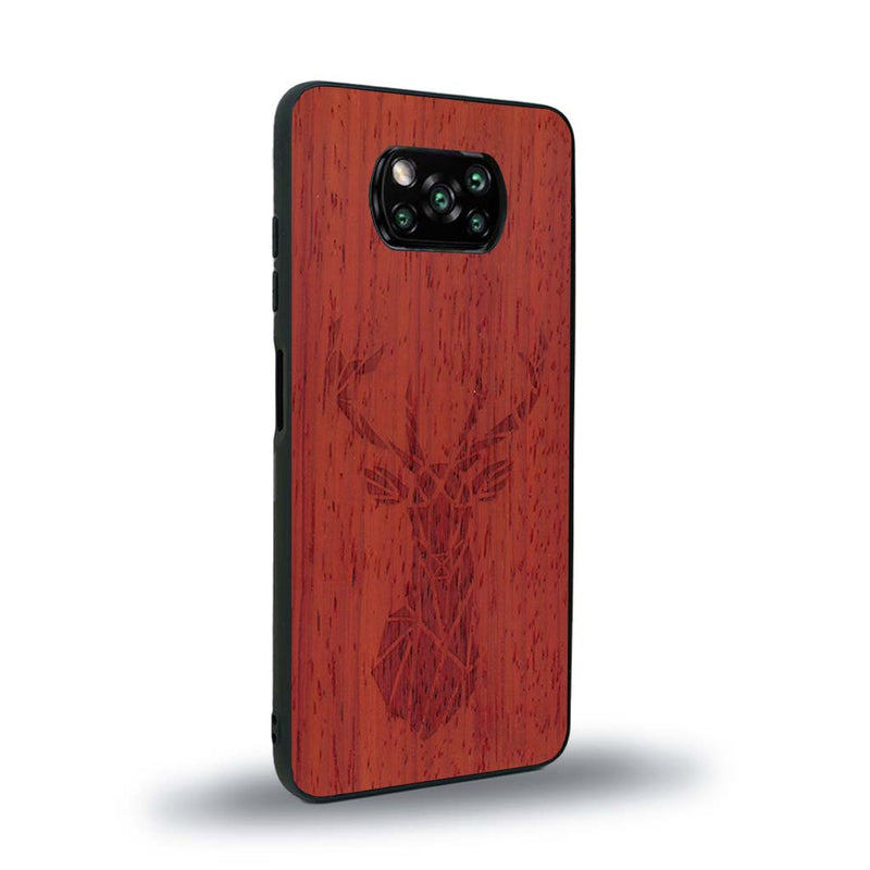 Coque de protection en bois véritable fabriquée en France pour Xiaomi Poco X3 Nfc sur le thème de la nature et des animaux représentant une tête de cerf gométrique avec un design moderne et minimaliste