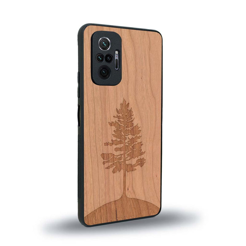 Coque de protection en bois véritable fabriquée en France pour Xiaomi Redmi Note 10 Pro sur le thème de la nature, de la fôret et de l'écoresponsabilité avec une gravure représentant un arbre 