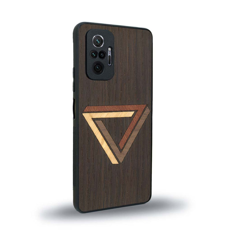 Coque de protection en bois véritable fabriquée en France pour Xiaomi Redmi Note 10 Pro sur le thème de l'art géométrique qui allie du chêne fumé, du noyer, du bambou et du padouk représentant le triangle de penrose