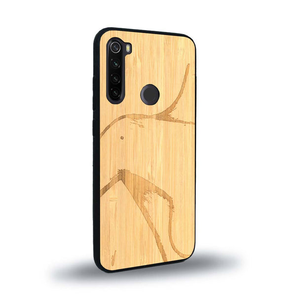 Coque de protection en bois véritable fabriquée en France pour Xiaomi Redmi Note 8 représentant une silhouette féminine dessinée à la main par l'artiste Maud Dabs