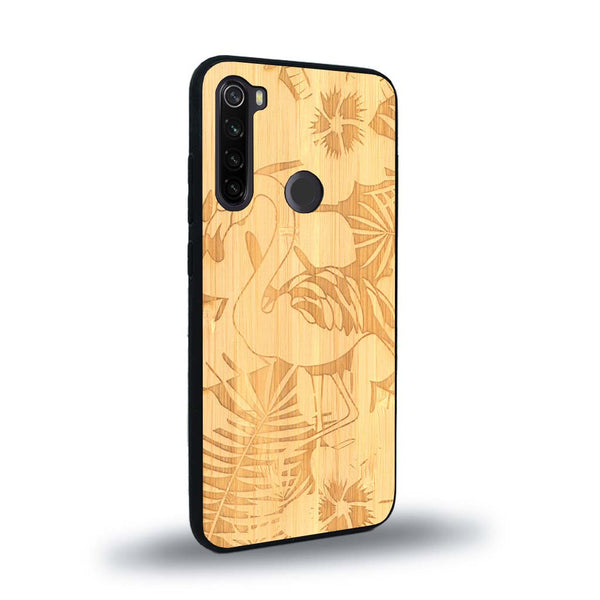 Coque de protection en bois véritable fabriquée en France pour Xiaomi Redmi Note 8 sur le thème de la nature et des animaux représentant un flamant rose entre des fougères