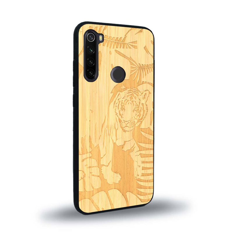 Coque de protection en bois véritable fabriquée en France pour Xiaomi Redmi Note 8 sur le thème de la nature et des animaux représentant un tigre dans la jungle entre des fougères