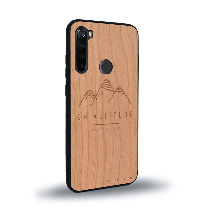 Coque de protection en bois véritable fabriquée en France pour Xiaomi Redmi Note 8T représentant des montagnes, sur le thème de la randonnée en pleine nature et du trail