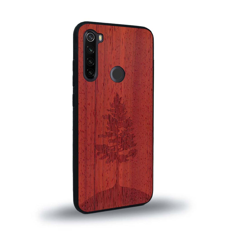 Coque de protection en bois véritable fabriquée en France pour Xiaomi Redmi Note 8T sur le thème de la nature, de la fôret et de l'écoresponsabilité avec une gravure représentant un arbre 