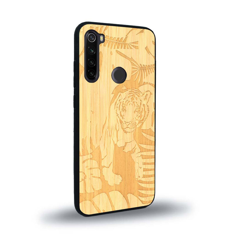 Coque de protection en bois véritable fabriquée en France pour Xiaomi Redmi Note 8T sur le thème de la nature et des animaux représentant un tigre dans la jungle entre des fougères