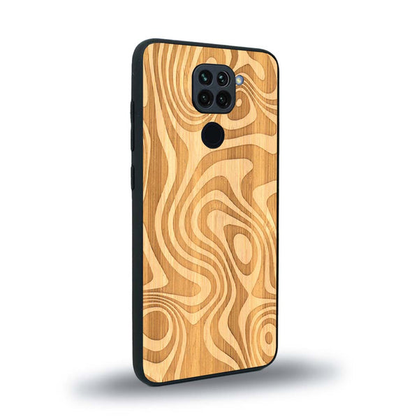 Coque de protection en bois véritable fabriquée en France pour Xiaomi Redmi Note 9 avec un motif abstrait représentant les mouvements de l'eau