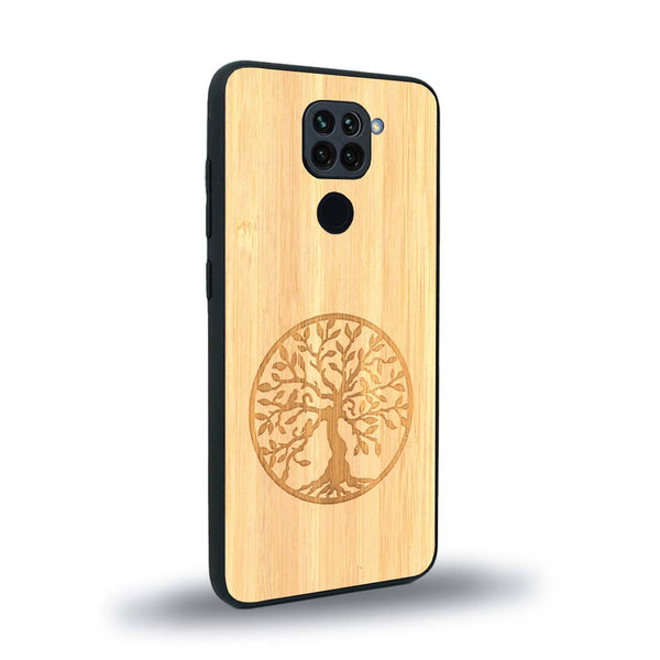 Coque de protection en bois véritable fabriquée en France pour Xiaomi Redmi Note 9 sur le thème de la spiritualité et du yoga avec une gravure zen représentant un arbre de vie